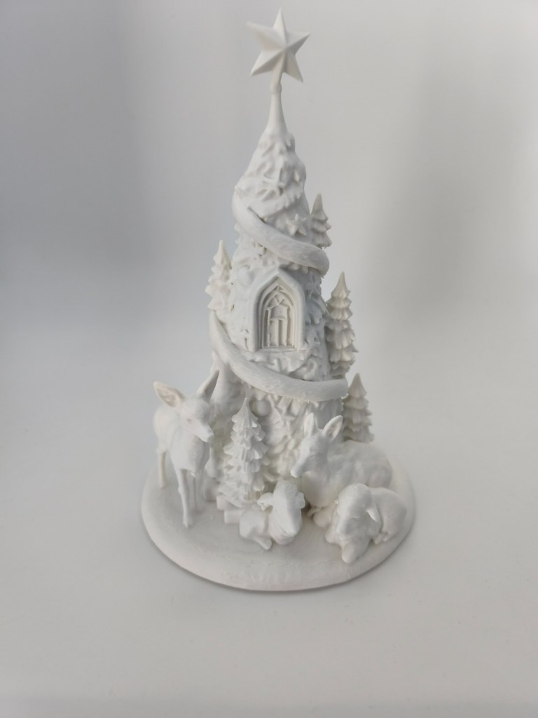 Pyramide de Noël lumineuse