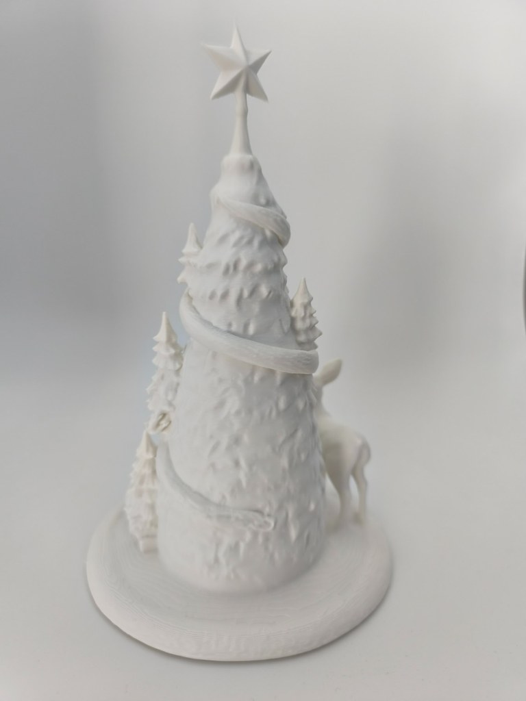 Pyramide de Noël lumineuse – Image 2
