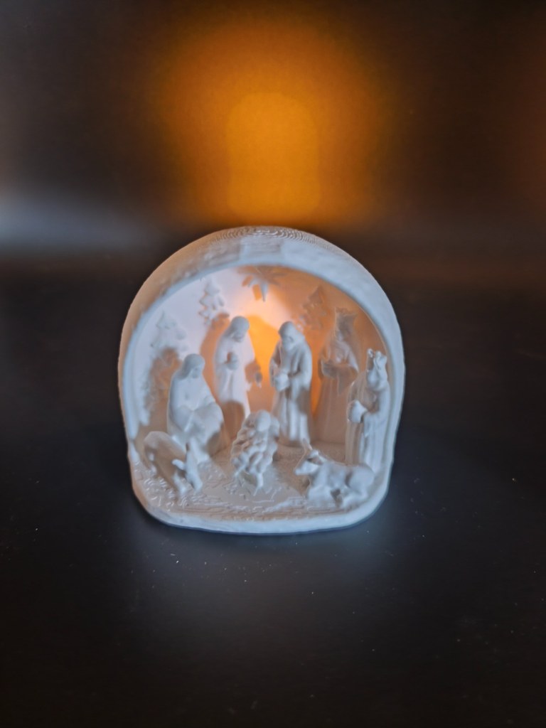 Crèche de Noël blanche à poser